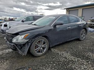 Nissan Maxima S 3.5L 6 2013