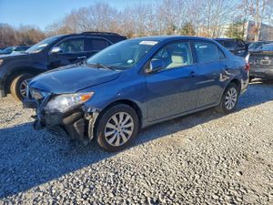 Toyota Corolla BASE 1.8L 4 2013