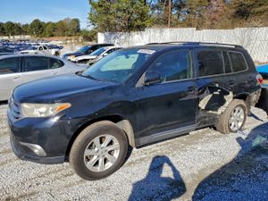 Toyota Highlander BASE 3.5L 6 2013