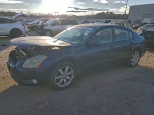 Nissan Maxima SE 3.5L 6 2004