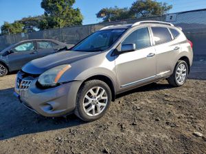 Nissan Rogue S 2.5L 4 2011