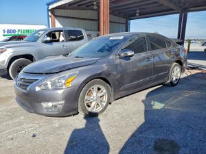 Nissan Altima 2.5 2.5L 4 2015