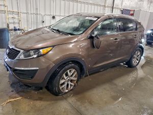 Kia Sportage LX 2.4L 4 2015