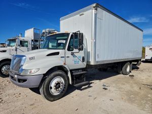 International DuraStar / 4000 4300 7.6L 6 2015
