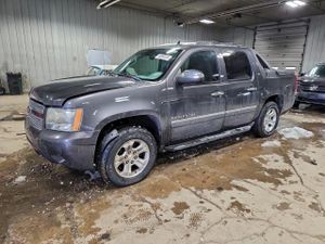 Chevrolet Avalanche LTZ 5.3L 8 2011