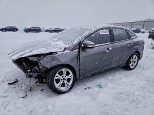 Ford Focus SE 2.0L 4 2013