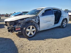 Dodge Avenger SE 2.4L 4 2013