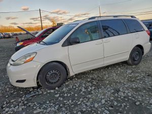 Toyota Sienna CE 3.5L 6 2008