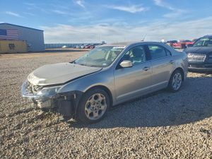 Ford Fusion SE 2.5L 4 2010