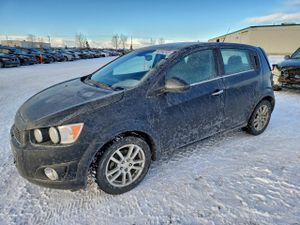Chevrolet Aveo (Sonic) LT 1.8L 4 2013