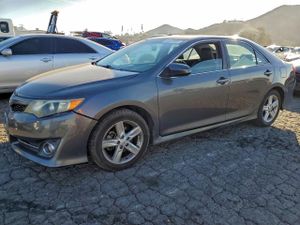 Toyota Camry L 2.5L 4 2014