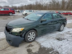 Toyota Camry BASE 2.5L 4 2010