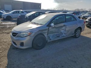 Toyota Corolla BASE 1.8L 4 2013
