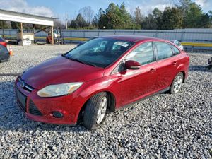Ford Focus SE 2.0L 4 2014