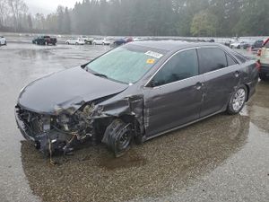 Toyota Camry HYBRID 2.5L 4 2012
