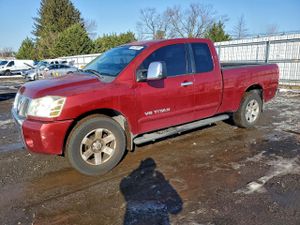 Nissan Titan XE 5.6L 8 2005