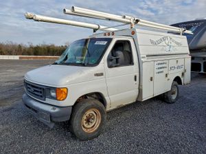Ford Econoline E350 SUPER DUTY CUTAWAY VAN 5.4L 8 2004