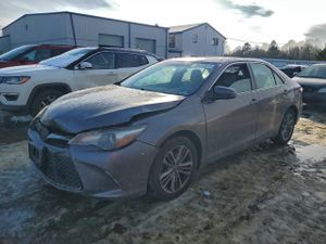 Toyota Camry LE 2.5L 4 2015