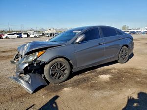 Hyundai Sonata GLS 2.4L 4 2013