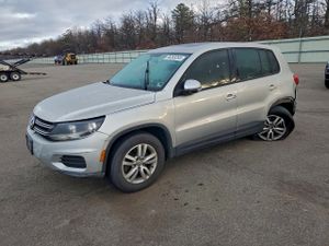 Volkswagen Tiguan S 2.0L 4 2013