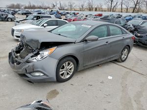 Hyundai Sonata GLS 2.4L 4 2013