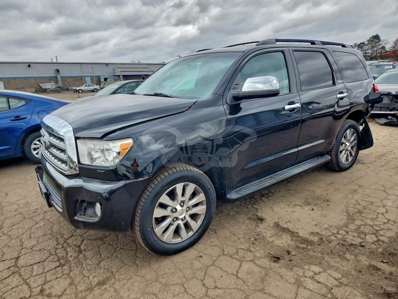 Toyota Sequoia LIMITED 5.7L 8 2015