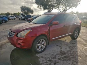 Nissan Rogue S 2.5L 4 2011