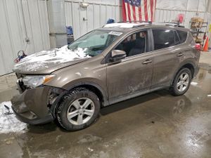 Toyota Rav4 XLE 2.5L 4 2014