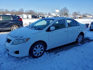 Toyota Corolla BASE 1.8L 4 2010