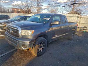 Toyota Tundra DOUBLE CAB SR5 4.6L 8 2010