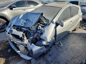 Toyota Prius 1.5L 4 2012