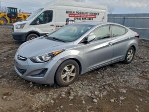 Hyundai Elantra SE 1.8L 4 2015