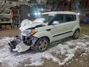 Kia Soul + 2.0L 4 2011