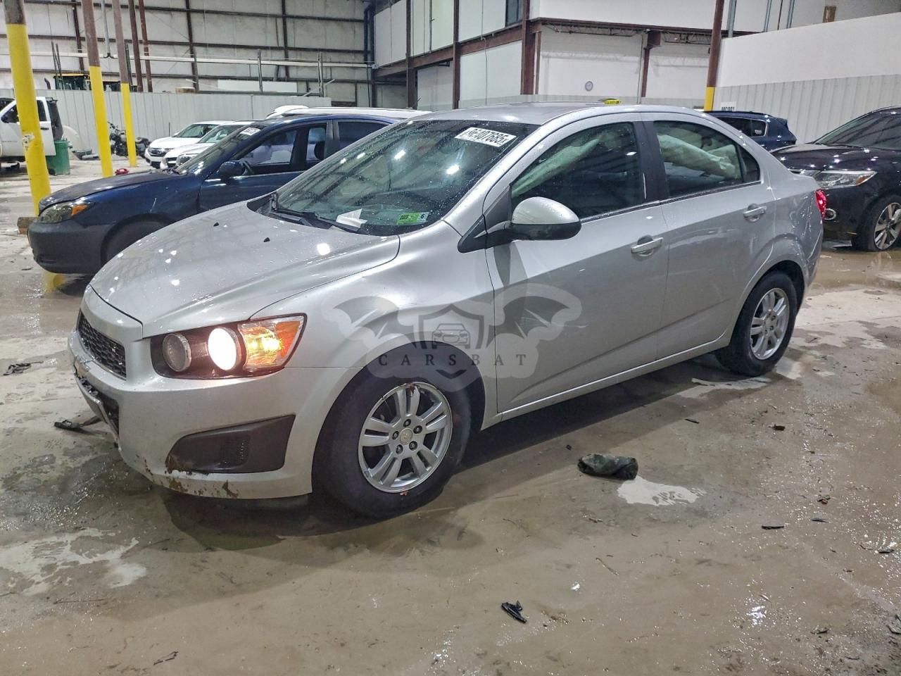 Chevrolet Aveo (Sonic) LT 1.8L 4 2015