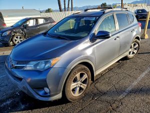 Toyota Rav4 XLE 2.5L 4 2013