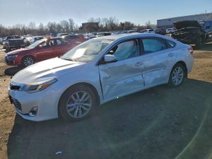 Toyota Avalon XLE 3.5L 6 2015