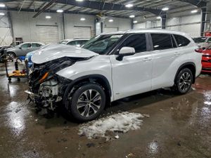 Toyota Highlander HYBRID XLE 2.5L 4 2023