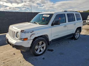 Jeep Patriot SPORT 2.4L 4 2015