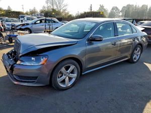 Volkswagen Passat SE 1.8L 4 2014