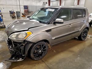 Kia Soul + 2.0L 4 2012