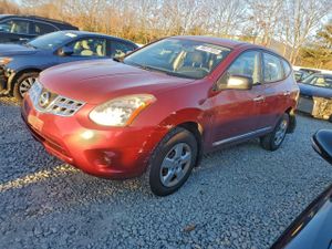 Nissan Rogue S 2.5L 4 2014