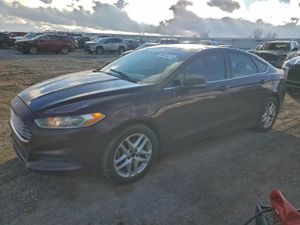 Ford Fusion SE 2.5L 4 2013