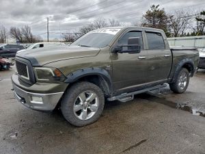Dodge RAM SLT 5.7L 8 2012