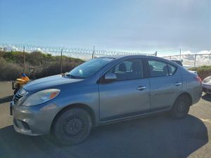 Nissan Versa S 1.6L 4 2014