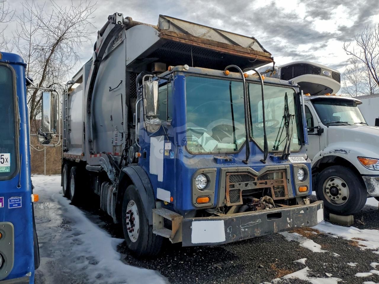 Mack 600 MRU600 10.8L 6 2015