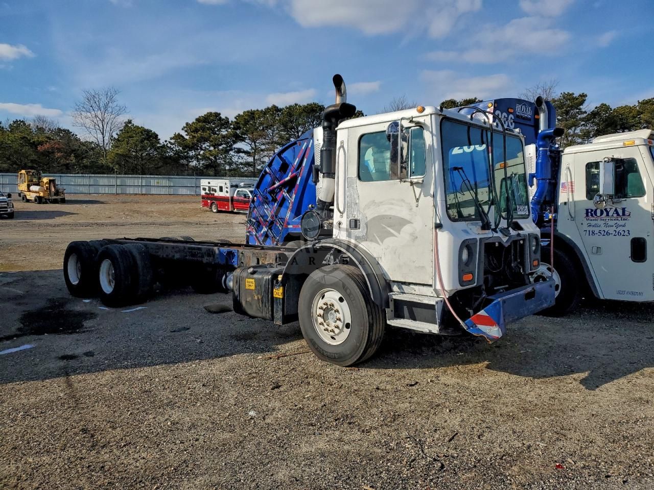 Mack 600 MRU600 10.8L 6 2011