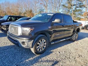 Toyota Tundra CREWMAX LIMITED 5.7L 8 2013