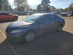 Toyota Camry BASE 2.5L 4 2011
