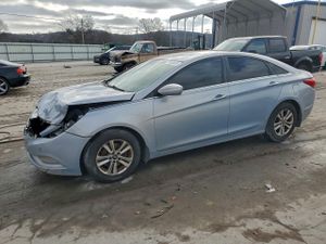 Hyundai Sonata GLS 2.4L 4 2013