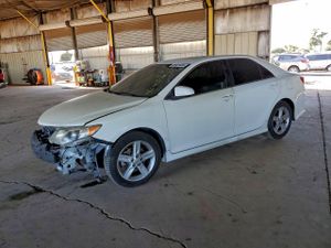 Toyota Camry BASE 2.5L 4 2012